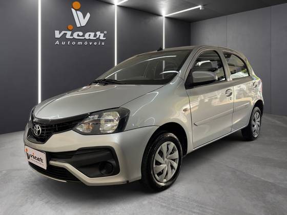 TOYOTA ETIOS 1.3 X 16V FLEX 4P AUTOMÁTICO TOYOTA ETIOS 1.3 X 16V FLEX 4P AUTOMÁTICO